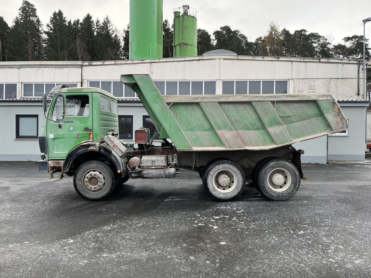 Mercedes-Benz NG 2628 K 6x4 NG 2628 K 6x4, V8, MEILLER Stahlmulde ca. 10³ - Muldenkipper/ Dumper: das Bild 1 Mercedes-Benz NG 2628 K 6x4 NG 2628 K 6x4, V8, MEILLER Stahlmulde ca. 10³ - Muldenkipper/ Dumper: das Bild 1