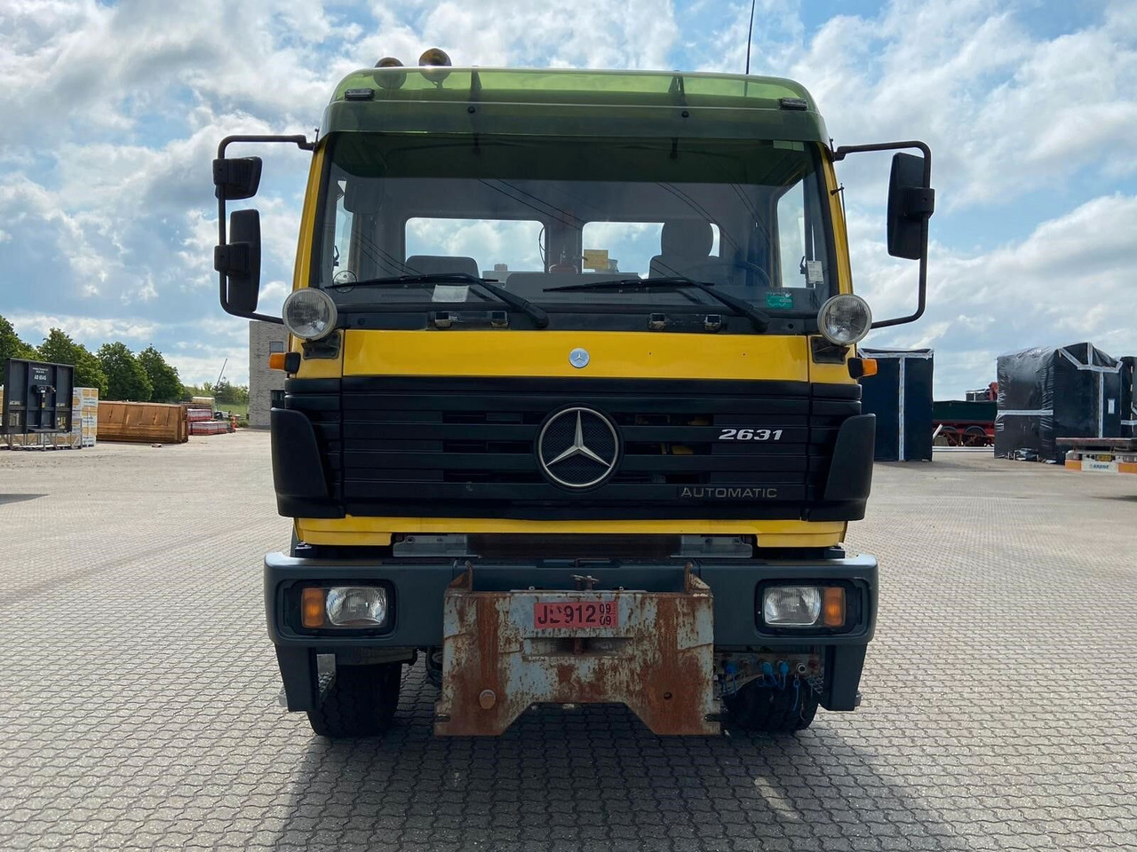 Mercedes-Benz SK II 2631 6x4 SK II 2631 6x4, Winterdienstausstattung - Fahrgestell LKW: das Bild 2 Mercedes-Benz SK II 2631 6x4 SK II 2631 6x4, Winterdienstausstattung - Fahrgestell LKW: das Bild 2