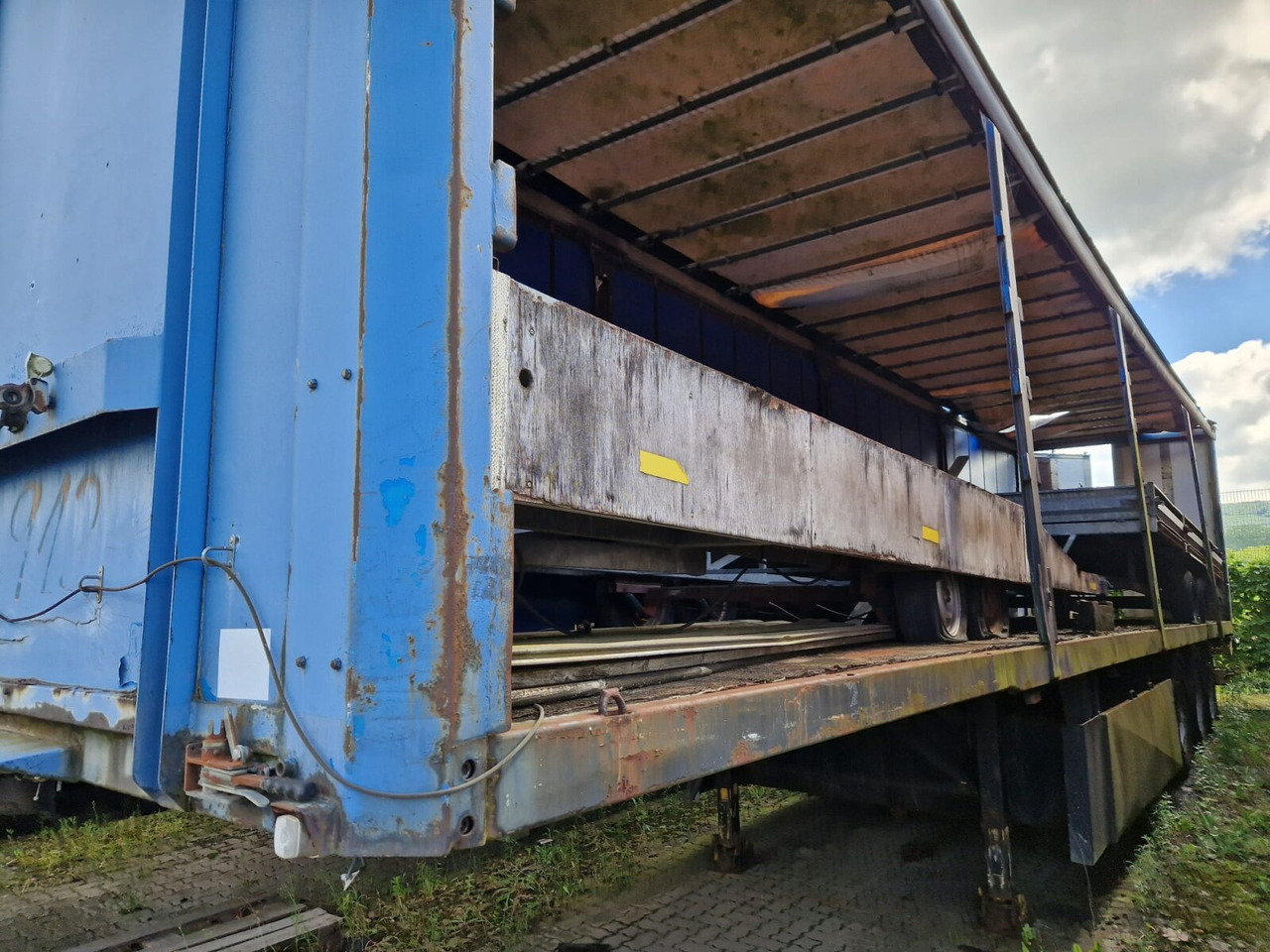 RICÖ SAnh SAnh, EDSCHA - Pritschenauflieger/ Plattformauflieger: das Bild 2 RICÖ SAnh SAnh, EDSCHA - Pritschenauflieger/ Plattformauflieger: das Bild 2