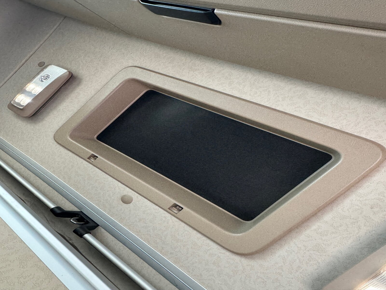 Sattelzugmaschine Mercedes-Benz Actros 1848 LS 4x2 Actros 1848 LS 4x2, Vollumer ,Retarder: das Bild 7