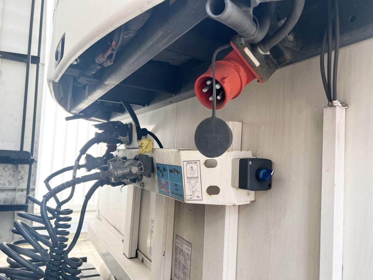 Schmitz Cargobull SKO 24/L-13.4 FP 45 Cool SKO 24/L-13.4 FP 45 Cool, Mega, Carrier, Liftachse, Doppelstock ca. 92m³ - Kühlkoffer Auflieger: das Bild 2 Schmitz Cargobull SKO 24/L-13.4 FP 45 Cool SKO 24/L-13.4 FP 45 Cool, Mega, Carrier, Liftachse, Doppelstock ca. 92m³ - Kühlkoffer Auflieger: das Bild 2