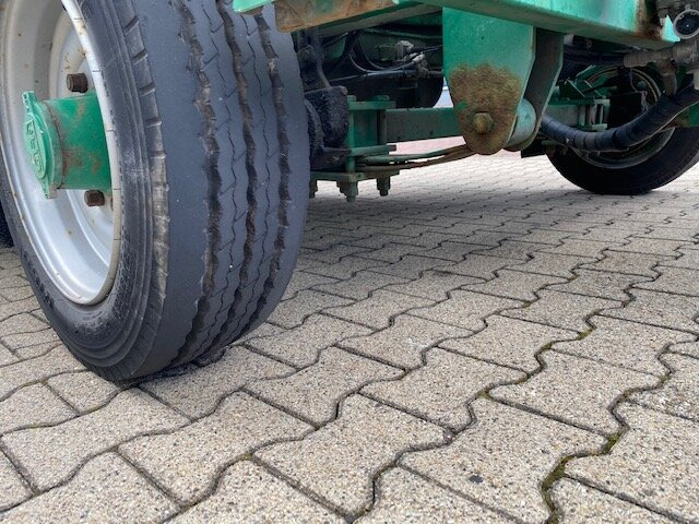 TL 6,4 Empl TL 6,4 Spezial-Tiefladeanhänger, Ex-Polizei - Tieflader Anhänger: das Bild 4 TL 6,4 Empl TL 6,4 Spezial-Tiefladeanhänger, Ex-Polizei - Tieflader Anhänger: das Bild 4