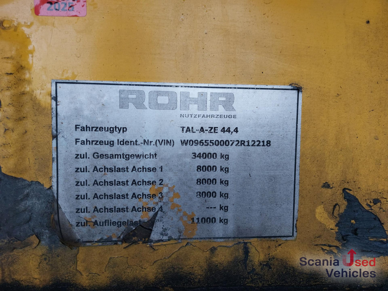 ROHR Tankauflieger f. Treibst. 4 Kammern 2 x Lift - Tankauflieger: das Bild 4 ROHR Tankauflieger f. Treibst. 4 Kammern 2 x Lift - Tankauflieger: das Bild 4