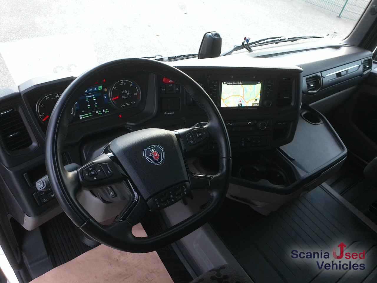 SCANIA R 460 A4x2NA - Sattelzugmaschine: das Bild 2 SCANIA R 460 A4x2NA - Sattelzugmaschine: das Bild 2