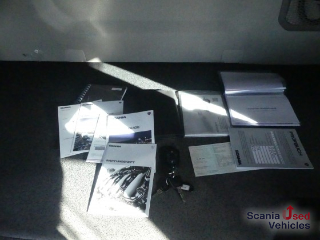 SCANIA R 460 A4x2NA Kipphydraulik New Dashboard - Sattelzugmaschine: das Bild 5 SCANIA R 460 A4x2NA Kipphydraulik New Dashboard - Sattelzugmaschine: das Bild 5