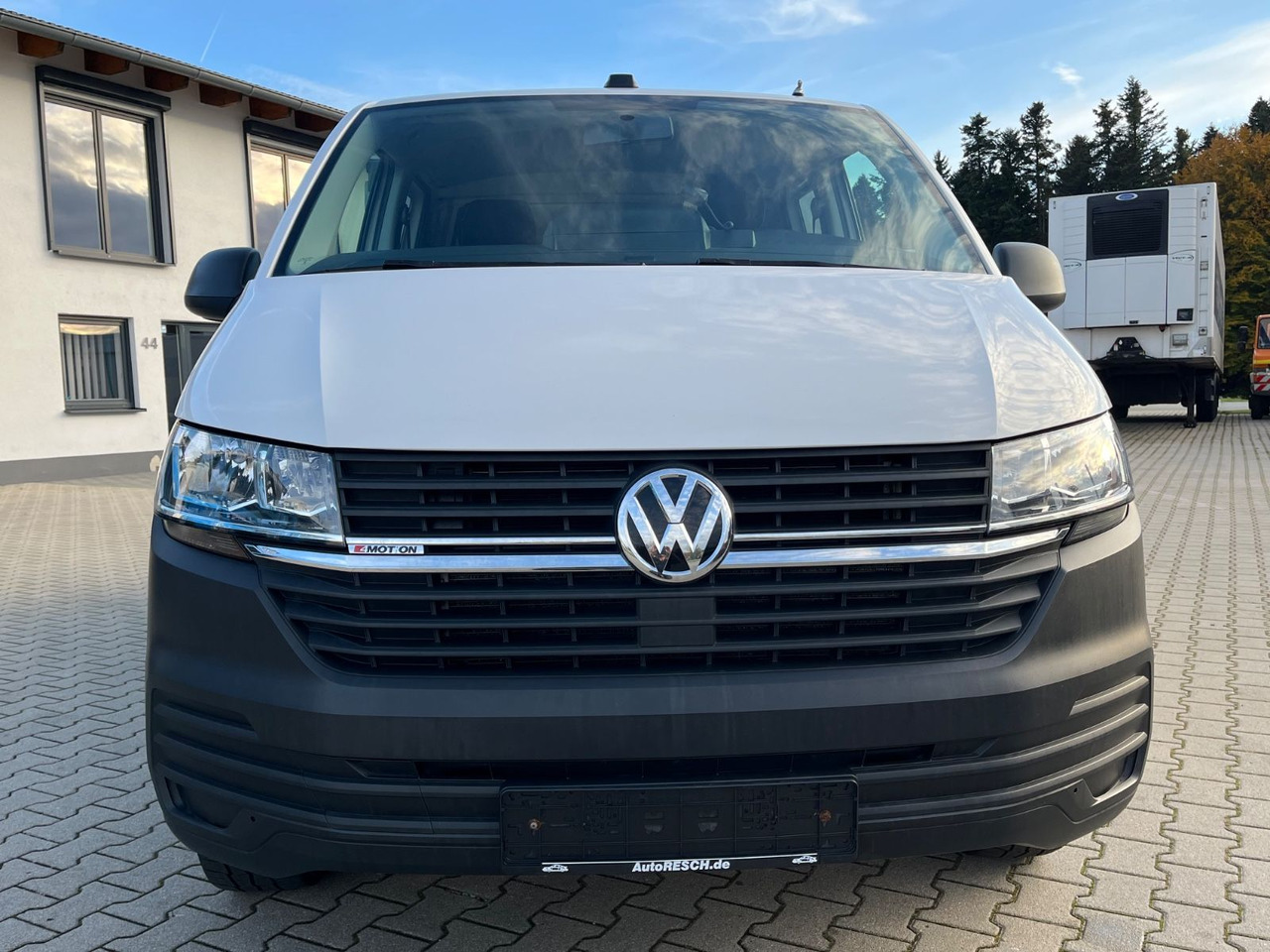 Volkswagen T6.1 DOKA Pritsche 4x4 Sperre Standheizung - Transporter mit Plane, Transporter mit Doppelkabine: das Bild 2 Volkswagen T6.1 DOKA Pritsche 4x4 Sperre Standheizung - Transporter mit Plane, Transporter mit Doppelkabine: das Bild 2