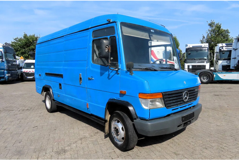 Mercedes-Benz Vario 812D - Kastenwagen: das Bild 3 Mercedes-Benz Vario 812D - Kastenwagen: das Bild 3