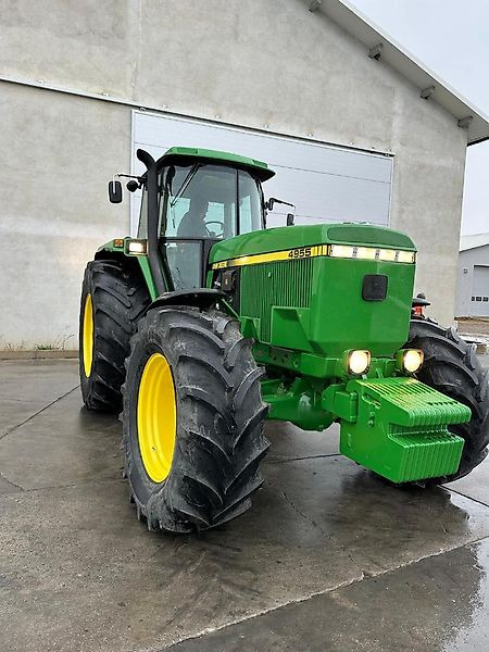 John Deere 4955 - Traktor: das Bild 3 John Deere 4955 - Traktor: das Bild 3