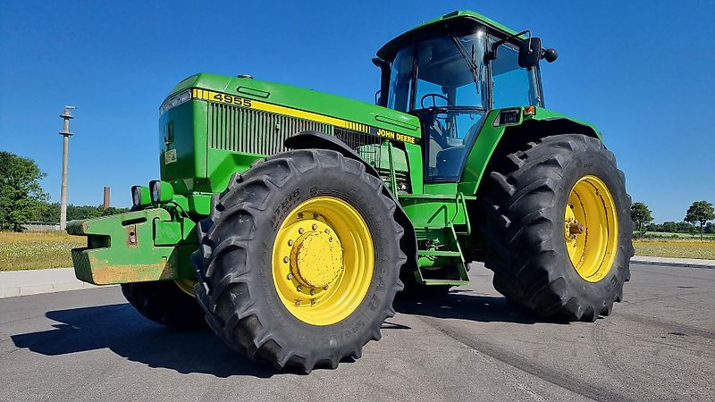 John Deere 4955 - Traktor: das Bild 2 John Deere 4955 - Traktor: das Bild 2
