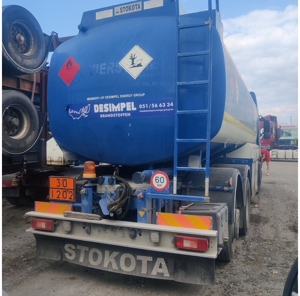 Volvo FM-400 - Tankwagen: das Bild 4 Volvo FM-400 - Tankwagen: das Bild 4