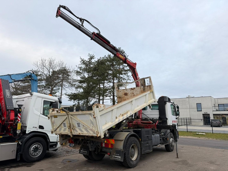 Mercedes-Benz ACTROS 1832 MP2 4x2 2-WAY TIPPER + CRANE - HMF 1063 K 2 - 5/6F - BORDMATIC - EPS 3 PEDALES - BIG AXLE HUB REDUCTION - 356.000km - FR TRUCK - Kipper, Autokran: das Bild 4 Mercedes-Benz ACTROS 1832 MP2 4x2 2-WAY TIPPER + CRANE - HMF 1063 K 2 - 5/6F - BORDMATIC - EPS 3 PEDALES - BIG AXLE HUB REDUCTION - 356.000km - FR TRUCK - Kipper, Autokran: das Bild 4