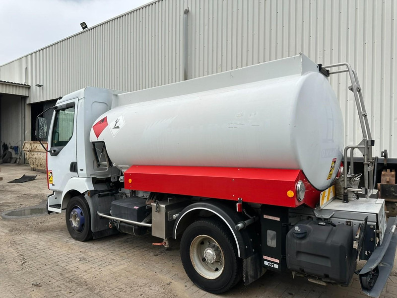 Renault MIDLUM 150 FUEL TANKER / CITERNE MAZOUT - 6500L - 3 COMPARTIMENTS - *ENGINE PROBLEM* - Tankwagen: das Bild 4 Renault MIDLUM 150 FUEL TANKER / CITERNE MAZOUT - 6500L - 3 COMPARTIMENTS - *ENGINE PROBLEM* - Tankwagen: das Bild 4