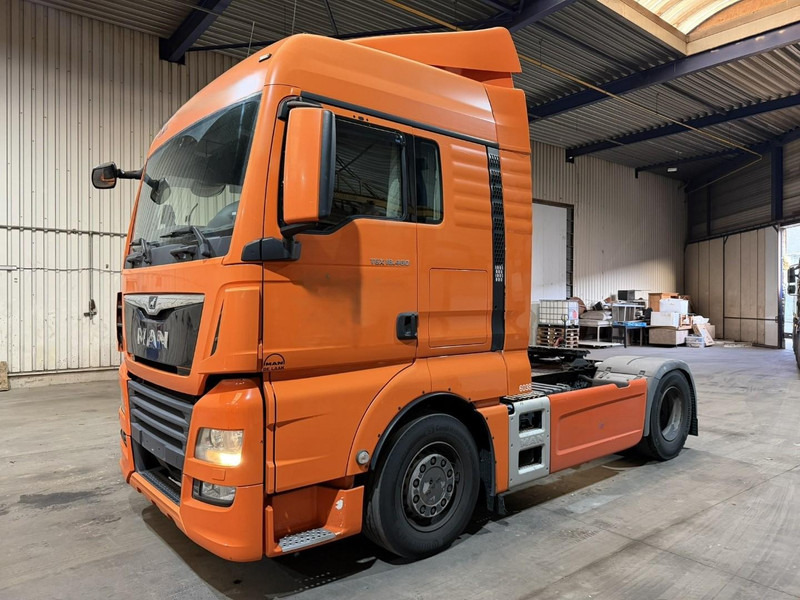 MAN TGA 18.460 XLX BLS - *471.000km* - 13L MOTOR - FULL SPOILERS / SIDESKIRTS / FRIGO - BE TRUCK - Sattelzugmaschine: das Bild 3 MAN TGA 18.460 XLX BLS - *471.000km* - 13L MOTOR - FULL SPOILERS / SIDESKIRTS / FRIGO - BE TRUCK - Sattelzugmaschine: das Bild 3