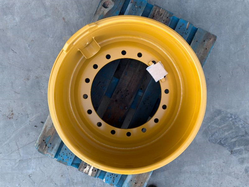 Cat 17.00-25/1.7 RIM for 20.5 x 25 - CAT 938M - Felgen und Reifen für Baumaschine: das Bild 2 Cat 17.00-25/1.7 RIM for 20.5 x 25 - CAT 938M - Felgen und Reifen für Baumaschine: das Bild 2