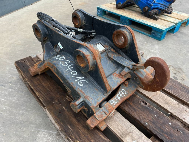 Verachtert CW20 - 312 / 311F / 313F / 315F - Schnellwechsler für Baumaschine: das Bild 3 Verachtert CW20 - 312 / 311F / 313F / 315F - Schnellwechsler für Baumaschine: das Bild 3