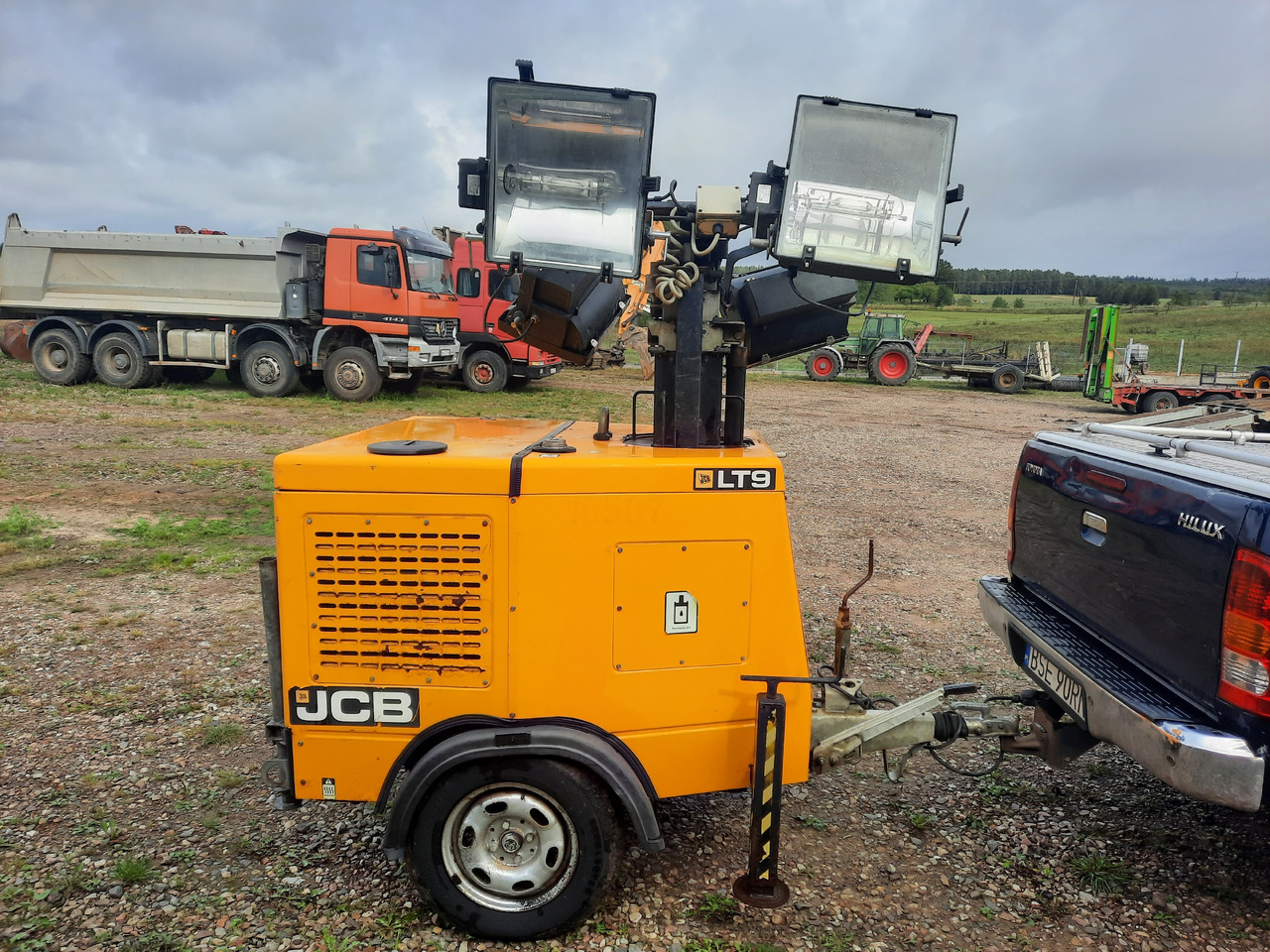 JCB LT9 - Lichtmasten: das Bild 3 JCB LT9 - Lichtmasten: das Bild 3