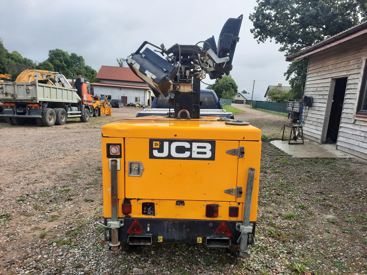 JCB LT9 - Lichtmasten: das Bild 5 JCB LT9 - Lichtmasten: das Bild 5