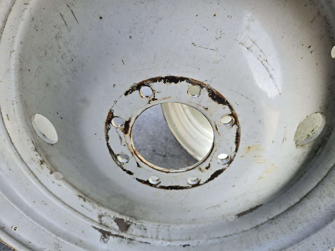 Titan W15LX28, piasta 150 mm - Komplettrad für Landmaschine: das Bild 5 Titan W15LX28, piasta 150 mm - Komplettrad für Landmaschine: das Bild 5