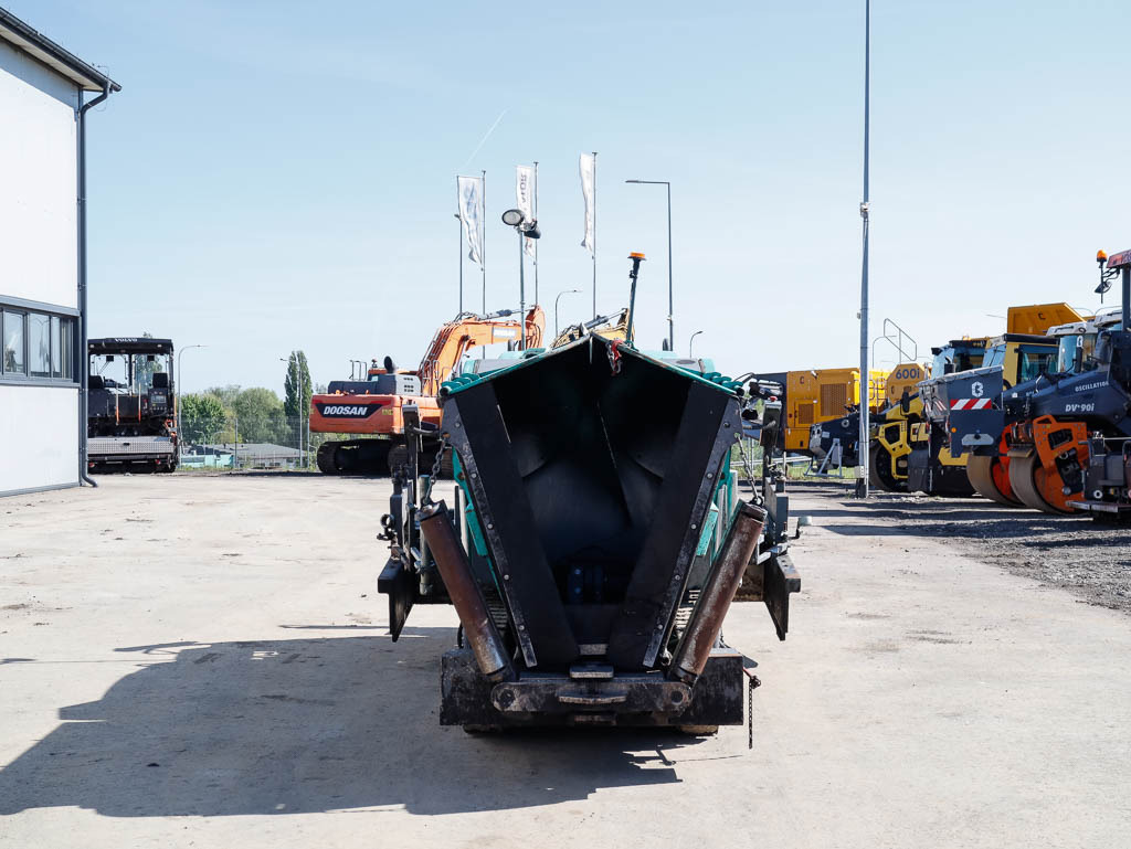 VÖGELE SUPER 800-3i - Asphaltfertiger/ Straßenfertiger: das Bild 3 VÖGELE SUPER 800-3i - Asphaltfertiger/ Straßenfertiger: das Bild 3