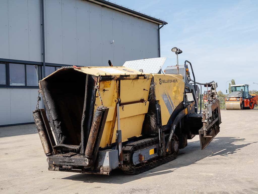 VÖGELE SUPER 800 - Asphaltfertiger/ Straßenfertiger: das Bild 2 VÖGELE SUPER 800 - Asphaltfertiger/ Straßenfertiger: das Bild 2