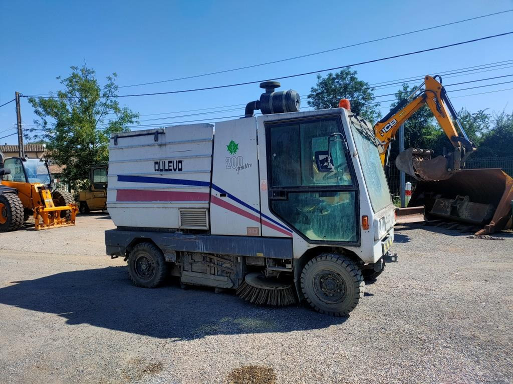 DULEVO 200-4 - Kehrmaschine: das Bild 5 DULEVO 200-4 - Kehrmaschine: das Bild 5