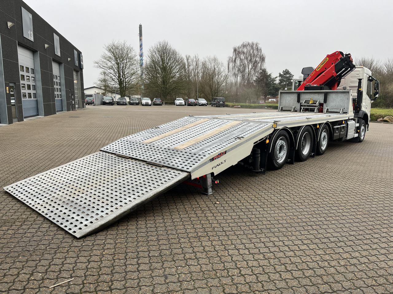 Volvo FM500 - Autotransporter LKW, Autokran: das Bild 3 Volvo FM500 - Autotransporter LKW, Autokran: das Bild 3