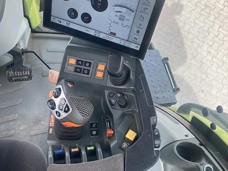 CLAAS Axion 850 CEBIS - Traktor: das Bild 3 CLAAS Axion 850 CEBIS - Traktor: das Bild 3
