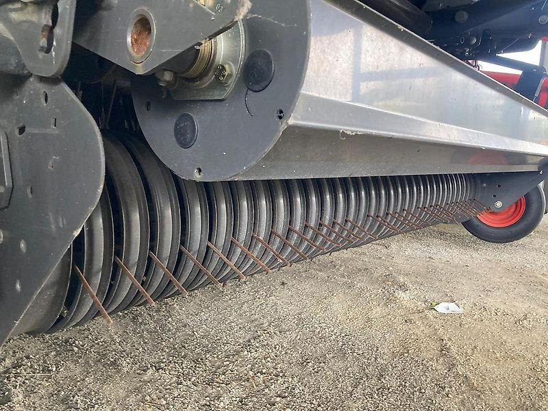 CLAAS Variant 485 RC PRO - Rundballenpresse: das Bild 3 CLAAS Variant 485 RC PRO - Rundballenpresse: das Bild 3