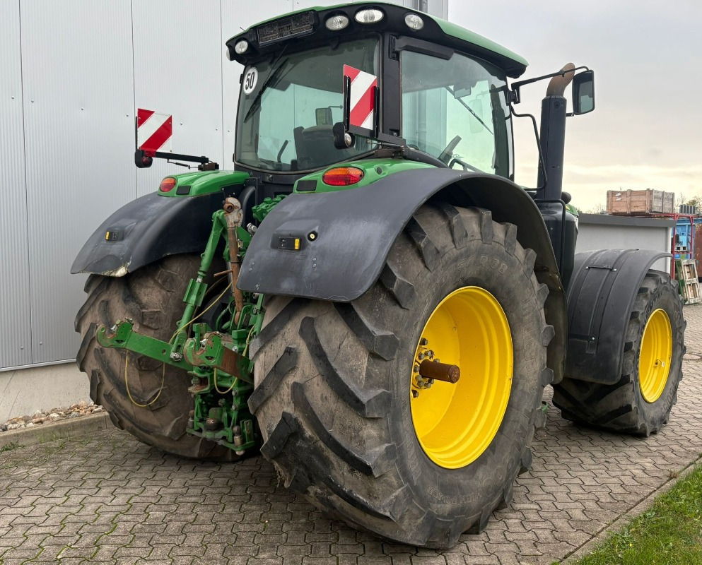 John Deere 6195R - Traktor: das Bild 5 John Deere 6195R - Traktor: das Bild 5