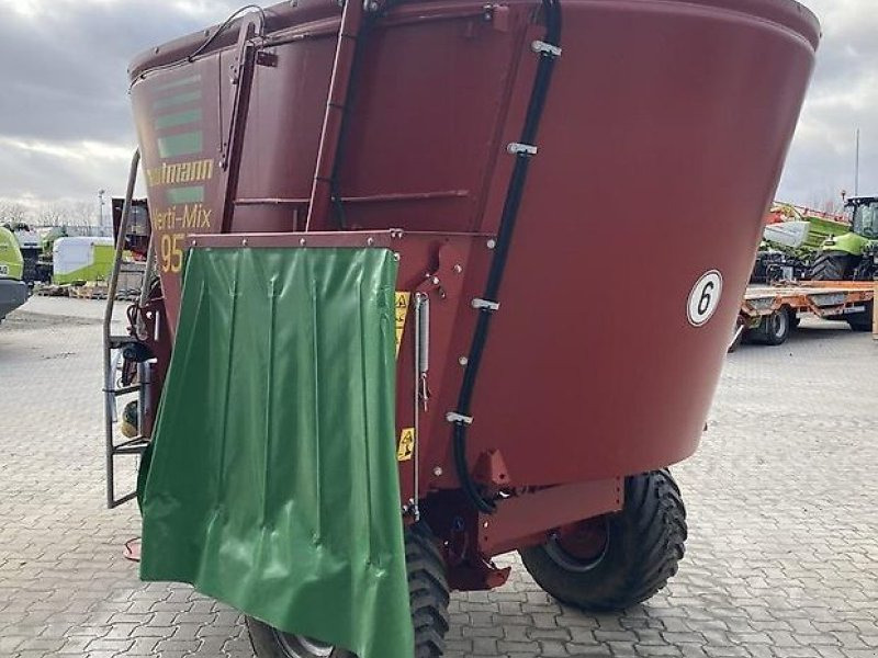 Strautmann Verti-Mix 951 - Futtermischwagen: das Bild 5 Strautmann Verti-Mix 951 - Futtermischwagen: das Bild 5