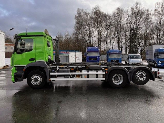 Mercedes-Benz Arocs 2643 Mit Meiller Abrollkipper Top - Abrollkipper: das Bild 4 Mercedes-Benz Arocs 2643 Mit Meiller Abrollkipper Top - Abrollkipper: das Bild 4