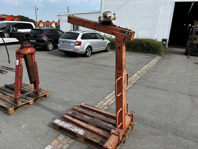 Verschiedene Ladekran Anbauteile - Autokran: das Bild 1 Verschiedene Ladekran Anbauteile - Autokran: das Bild 1