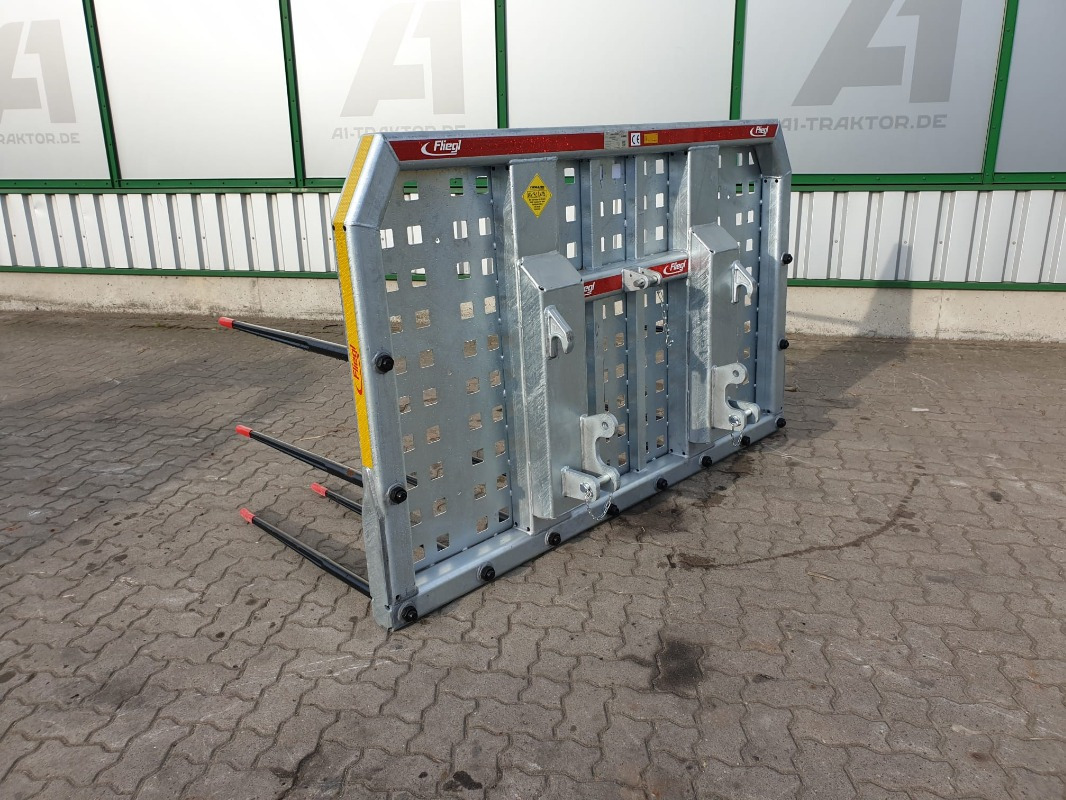 Fliegl SILIERGABEL PROFI-PLUS - Frontlader für Traktor: das Bild 4 Fliegl SILIERGABEL PROFI-PLUS - Frontlader für Traktor: das Bild 4