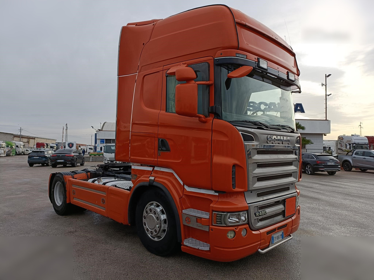 SCANIA R480 - Sattelzugmaschine: das Bild 2 SCANIA R480 - Sattelzugmaschine: das Bild 2
