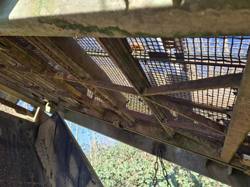 Beyer Doppeldecker Mobile Siebanlage mit Elektromotor - Siebmaschine: das Bild 5 Beyer Doppeldecker Mobile Siebanlage mit Elektromotor - Siebmaschine: das Bild 5