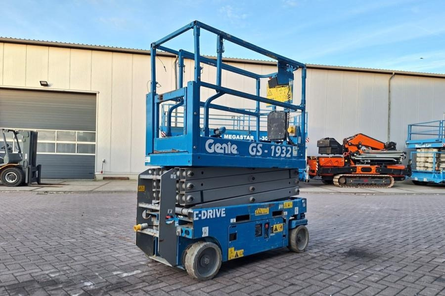 Genie GS1932 E-Drive Several In Stock, 8m Working Height - Scherenbühne: das Bild 2 Genie GS1932 E-Drive Several In Stock, 8m Working Height - Scherenbühne: das Bild 2