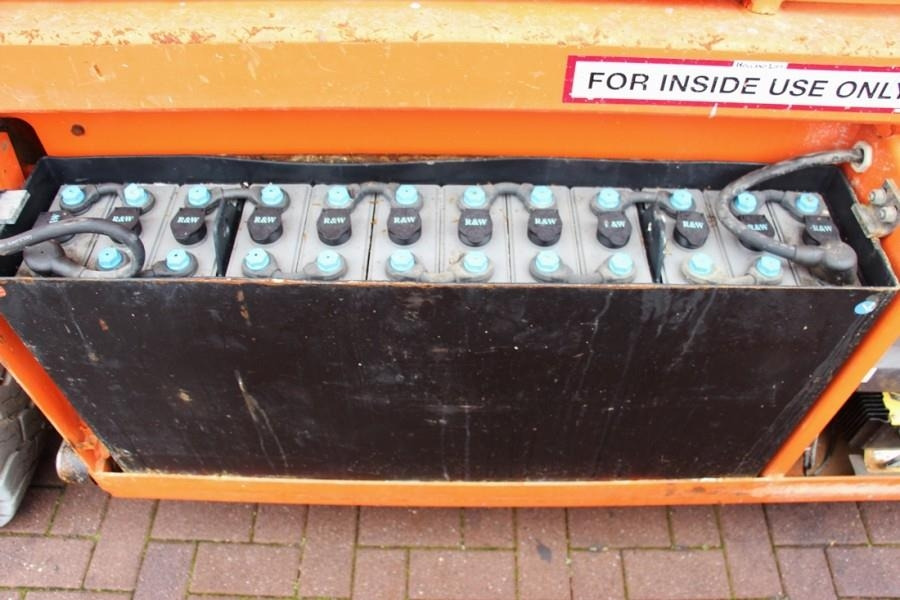 Holland Lift Lift Combistar N-140EL12 Valid inspection, *Guaran - Scherenbühne: das Bild 3 Holland Lift Lift Combistar N-140EL12 Valid inspection, *Guaran - Scherenbühne: das Bild 3