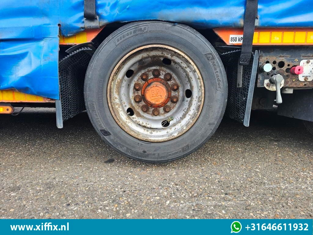 Tieflader Auflieger Meusburger 3-ass. Dieplader met huifopbouw / Naloop gestuurd: das Bild 10 Tieflader Auflieger Meusburger 3-ass. Dieplader met huifopbouw / Naloop gestuurd: das Bild 10