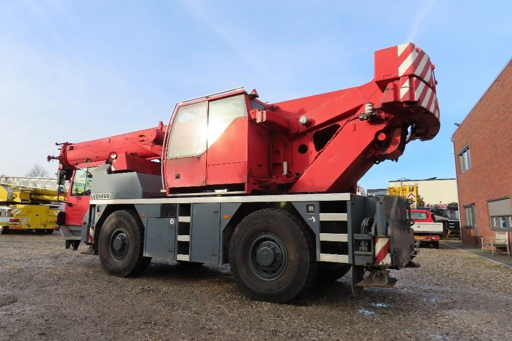 Liebherr LTM 1040-2.1 - All-Terrain Kran: das Bild 4 Liebherr LTM 1040-2.1 - All-Terrain Kran: das Bild 4