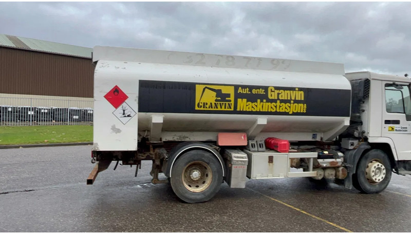 Volvo FL 7 Volvo FL7 285 Fuel tanker 4x2 - Tankwagen: das Bild 5 Volvo FL 7 Volvo FL7 285 Fuel tanker 4x2 - Tankwagen: das Bild 5