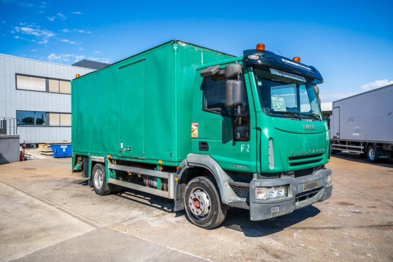 Iveco EUROCARGO 120E18 - Koffer LKW: das Bild 2 Iveco EUROCARGO 120E18 - Koffer LKW: das Bild 2
