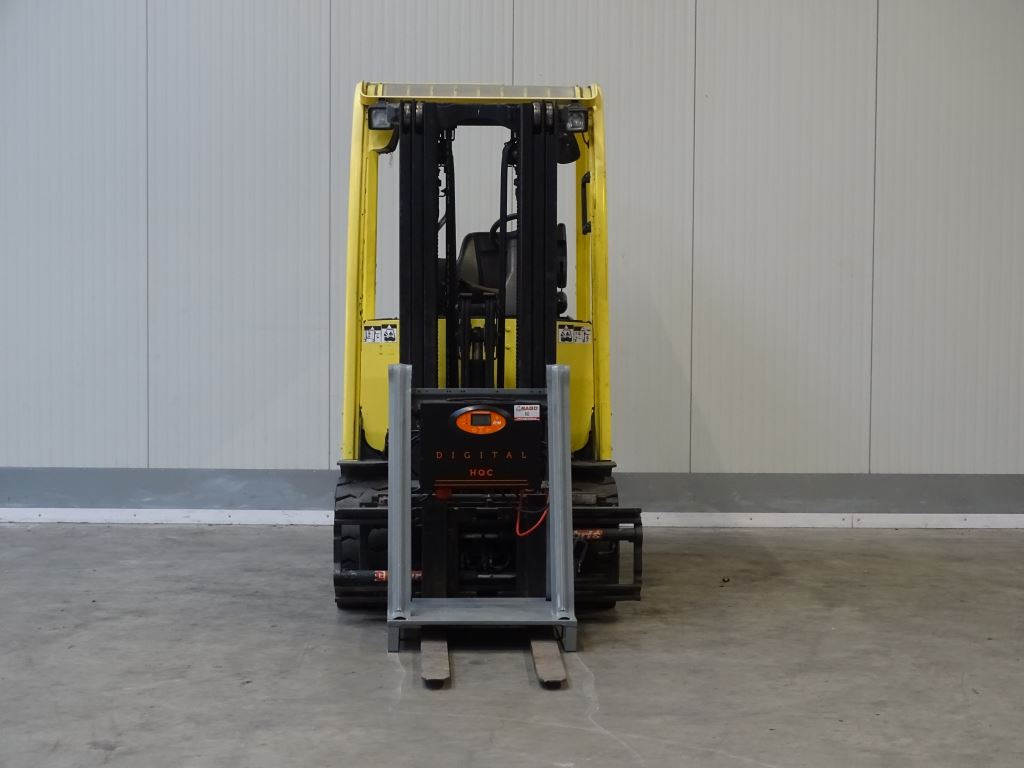 Hyster J2.5XN - TRIPLEX - Elektrostapler: das Bild 2 Hyster J2.5XN - TRIPLEX - Elektrostapler: das Bild 2