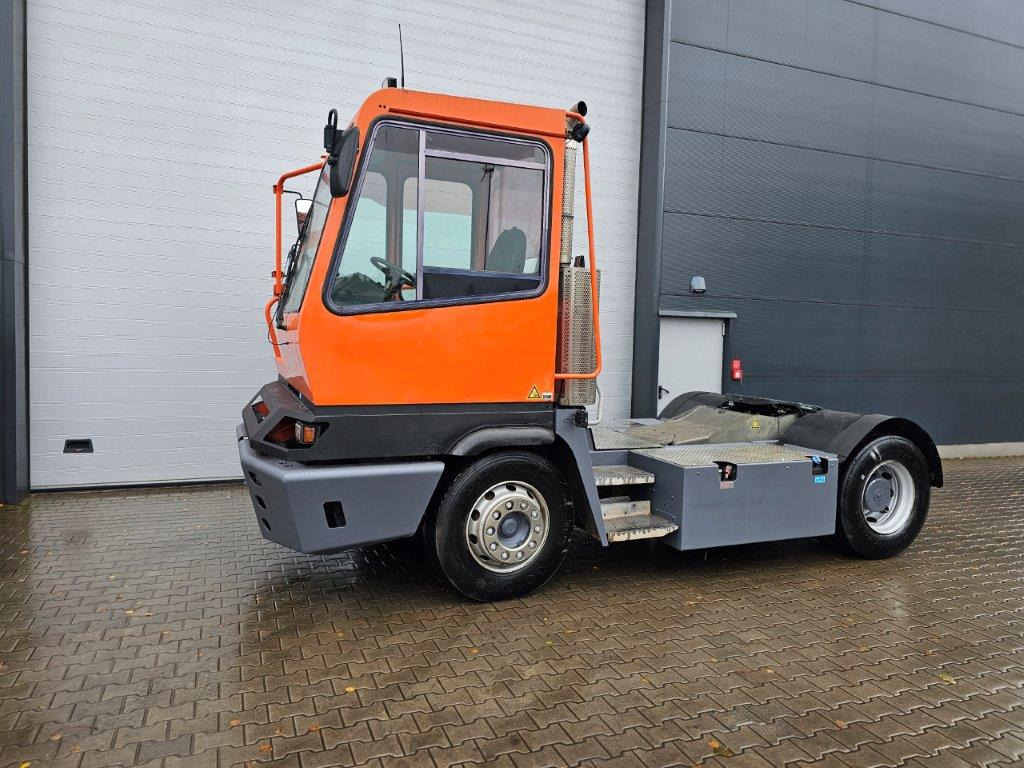 Terberg YT182 - Terminaltraktor: das Bild 1 Terberg YT182 - Terminaltraktor: das Bild 1