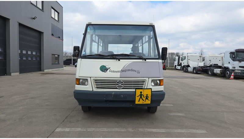 Mercedes-Benz Vario 614 (BELGIAN BUS / 34 SEATS / MANUAL PUMP / LAMES / STEEL SUSP.) - Linienbus: das Bild 3 Mercedes-Benz Vario 614 (BELGIAN BUS / 34 SEATS / MANUAL PUMP / LAMES / STEEL SUSP.) - Linienbus: das Bild 3
