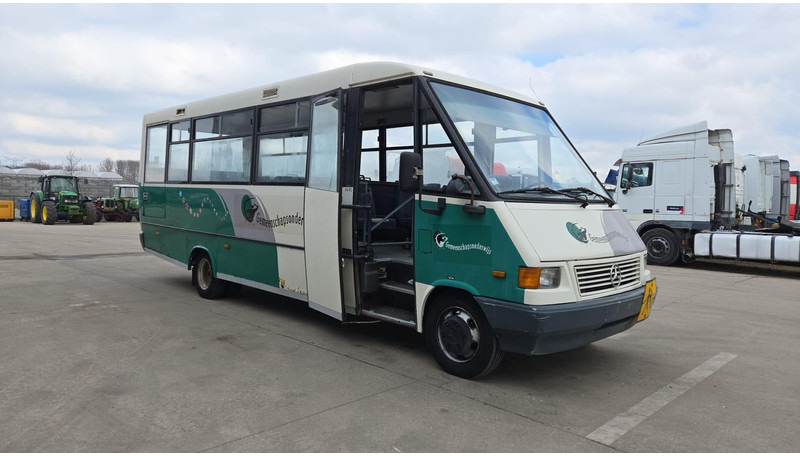 Mercedes-Benz Vario 614 (BELGIAN BUS / 34 SEATS / MANUAL PUMP / LAMES / STEEL SUSP.) - Linienbus: das Bild 2 Mercedes-Benz Vario 614 (BELGIAN BUS / 34 SEATS / MANUAL PUMP / LAMES / STEEL SUSP.) - Linienbus: das Bild 2