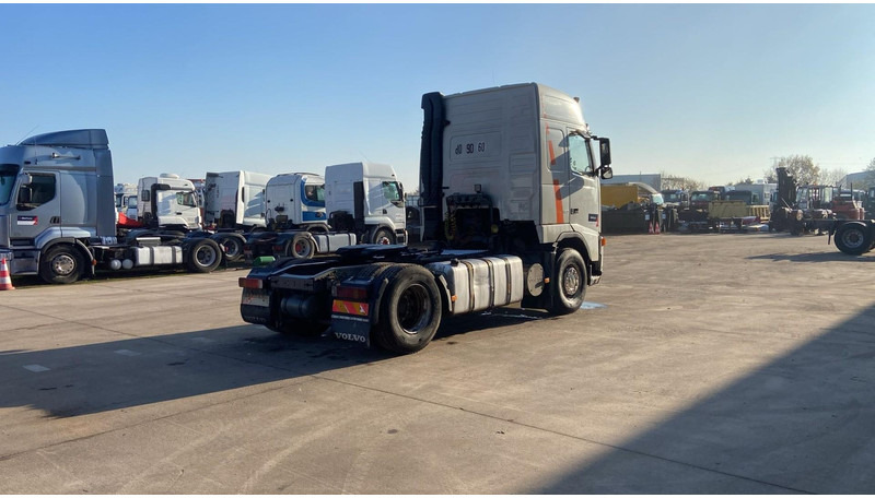 Volvo FH 12.420 (PTO / POMPE HYDRAULIQUE / BOITE MANUELLE / MANUAL GEARBOX) - Sattelzugmaschine: das Bild 5 Volvo FH 12.420 (PTO / POMPE HYDRAULIQUE / BOITE MANUELLE / MANUAL GEARBOX) - Sattelzugmaschine: das Bild 5