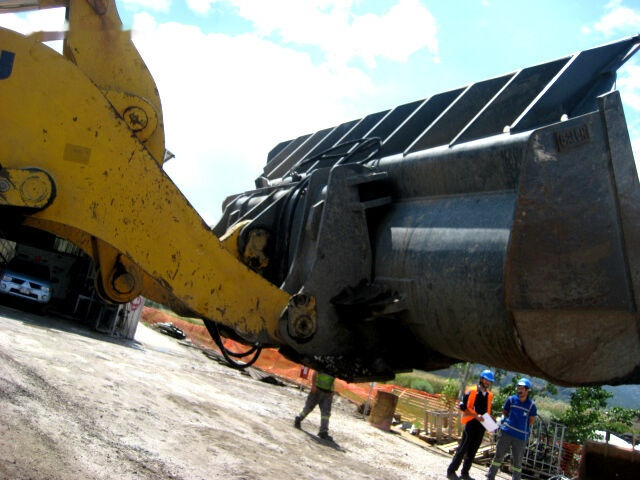 Komatsu HIGH DUMPING BUCKET - Ladeschaufel: das Bild 1 Komatsu HIGH DUMPING BUCKET - Ladeschaufel: das Bild 1