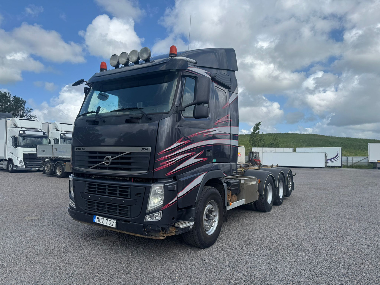 Volvo FH540 - Abrollkipper: das Bild 1 Volvo FH540 - Abrollkipper: das Bild 1