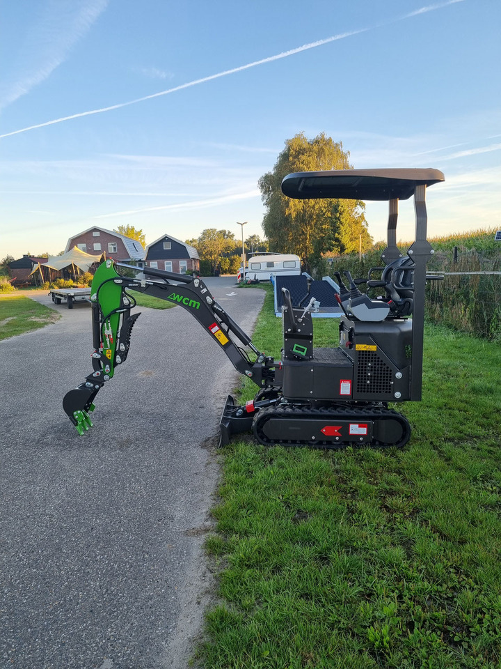 WCM CTX 8010 Servo Diesel - Minibagger: das Bild 3 WCM CTX 8010 Servo Diesel - Minibagger: das Bild 3
