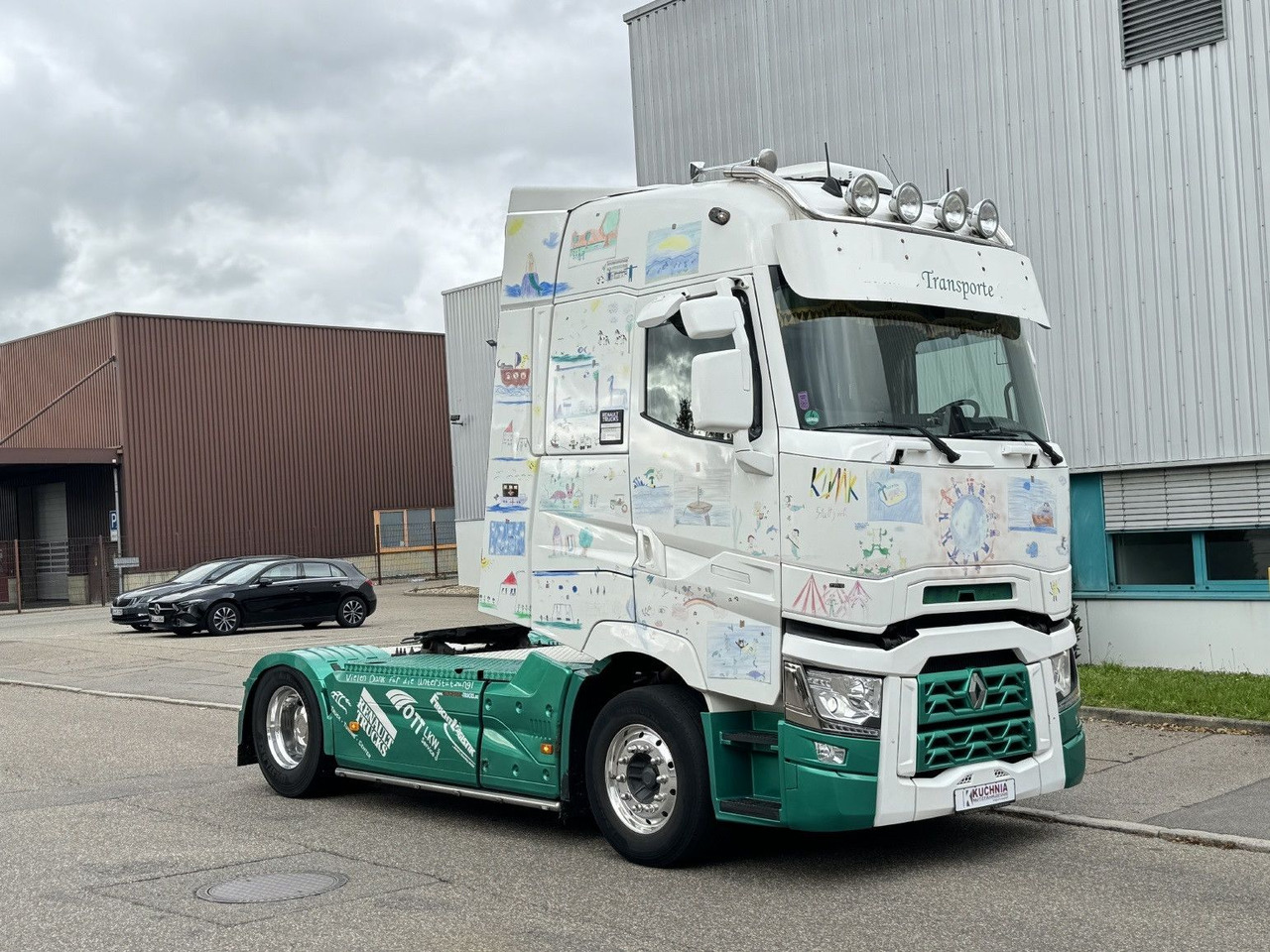 Renault T520 HIGHCAB Comfort 2-Tanks Retarder Airbrush - Sattelzugmaschine: das Bild 3 Renault T520 HIGHCAB Comfort 2-Tanks Retarder Airbrush - Sattelzugmaschine: das Bild 3